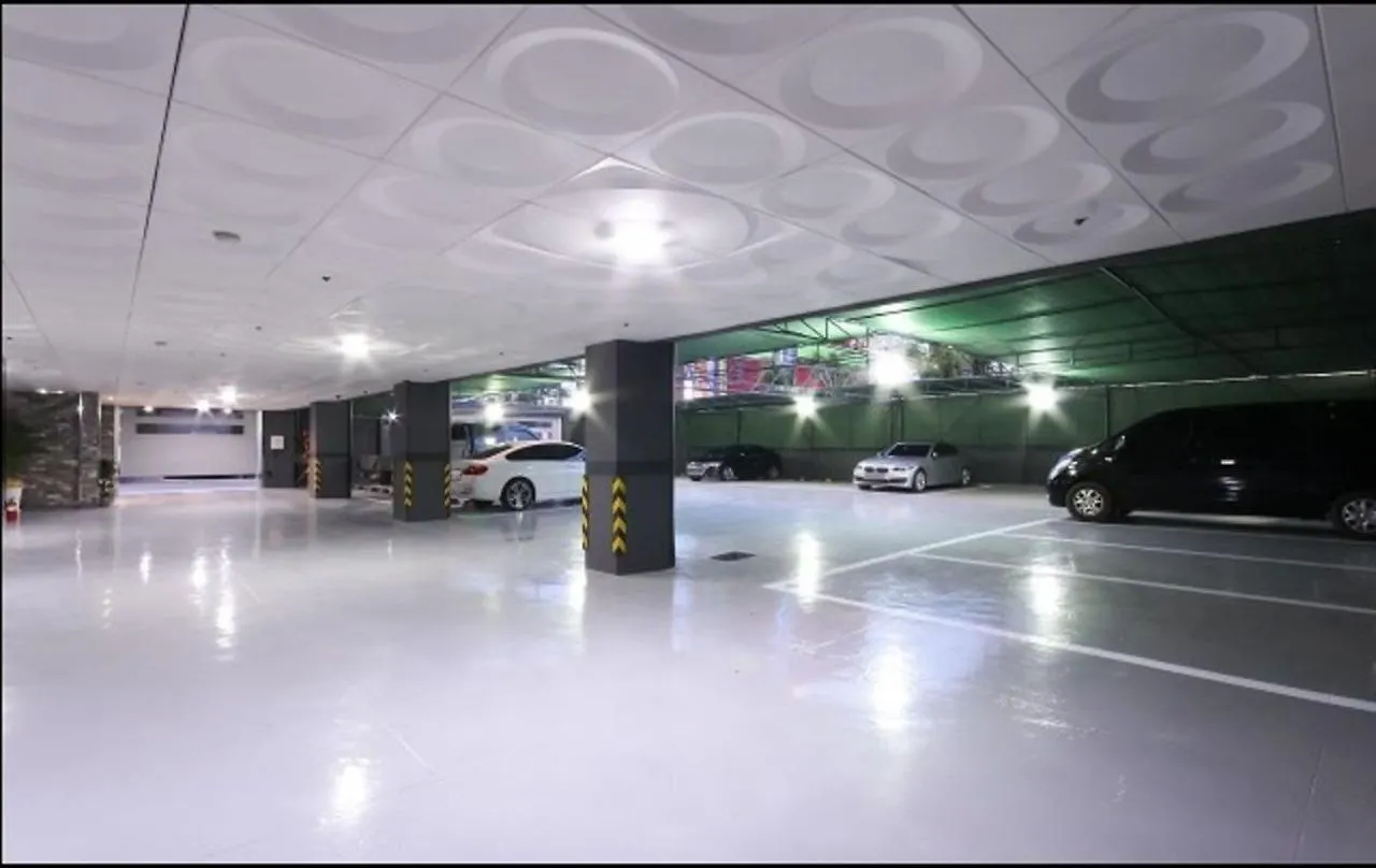 Amor Hotel Gimhae 2*,  South Korea