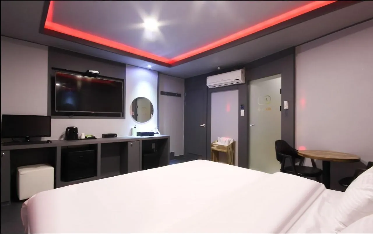 Amor Hotel Gimhae 2*,  South Korea
